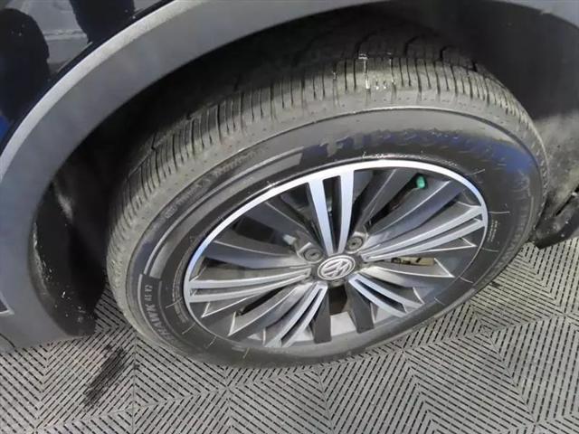 2019 Volkswagen Tiguan 2.0T SEL