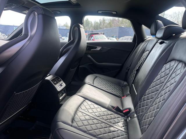 2023 Audi S4 Premium Plus TFSI quattro Tiptronic