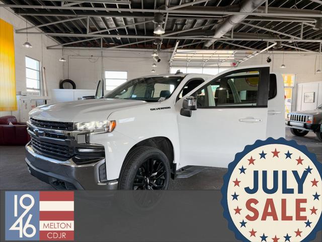 2022 Chevrolet Silverado 1500 LTD 4WD Crew Cab Short Bed LT