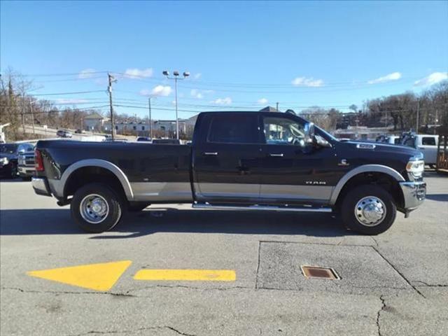 2019 RAM 3500 Laramie Crew Cab 4x4 8 Box