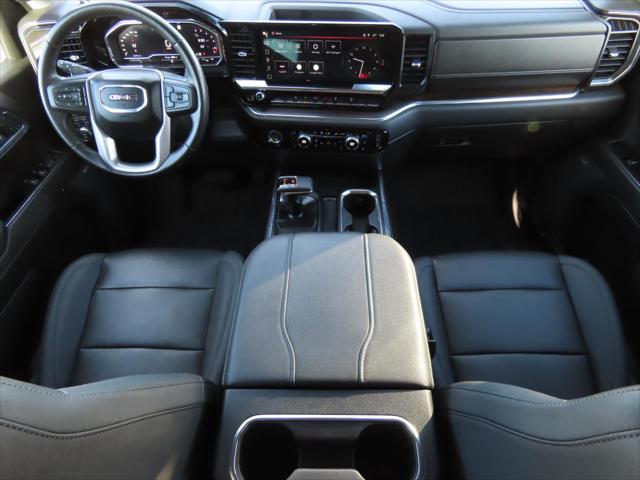 2023 GMC Sierra 1500 4WD Crew Cab Short Box SLT