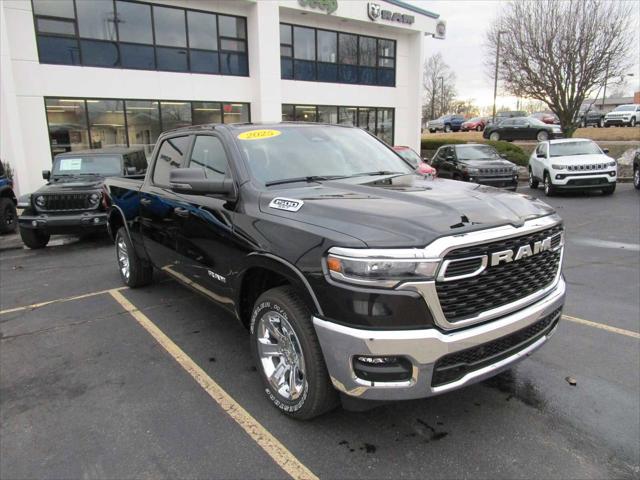 2025 RAM Ram 1500 RAM 1500 BIG HORN CREW CAB 4X4 64 BOX