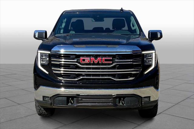 2022 GMC Sierra 1500 4WD Crew Cab Short Box SLT