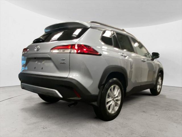 2025 Toyota Corolla Cross LE