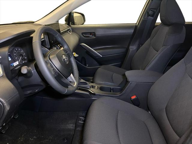 2025 Toyota Corolla Cross LE