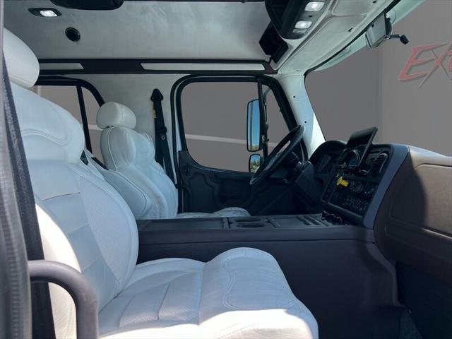 2022 Freightliner M2 SPORTCHASSIS