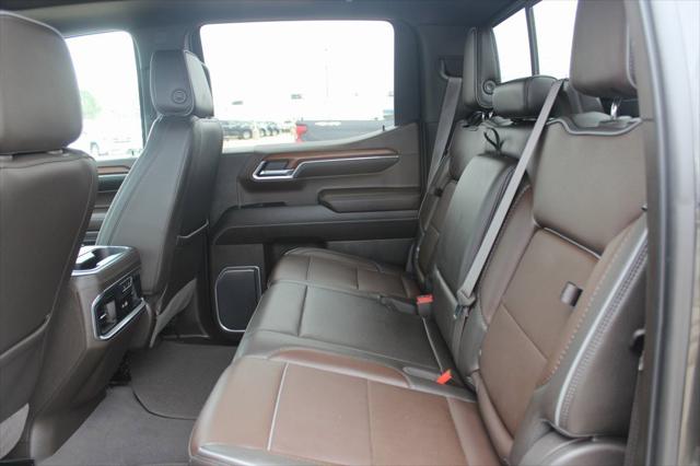 2023 GMC Sierra 1500 4WD Crew Cab Short Box Denali