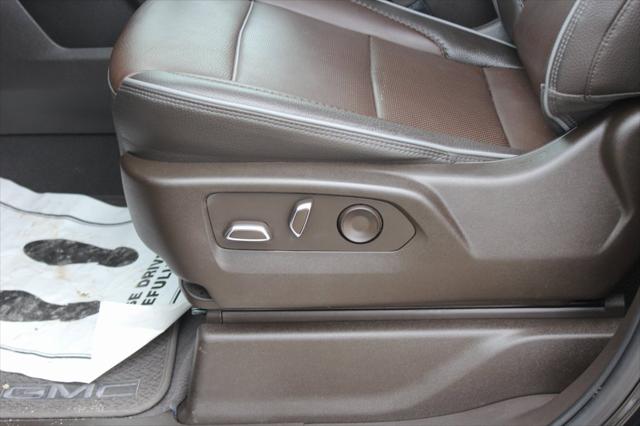 2023 GMC Sierra 1500 4WD Crew Cab Short Box Denali