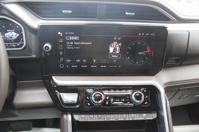 2023 GMC Sierra 1500 4WD Crew Cab Short Box Denali