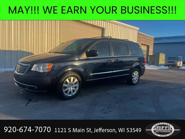 2013 Chrysler Town & Country Touring for sale in Jefferson, WI
