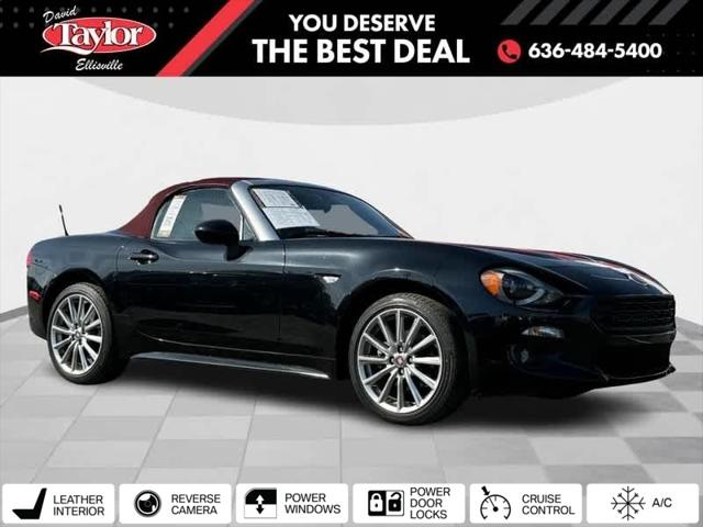 2018 Fiat 124 Spider Lusso Red Top Edition