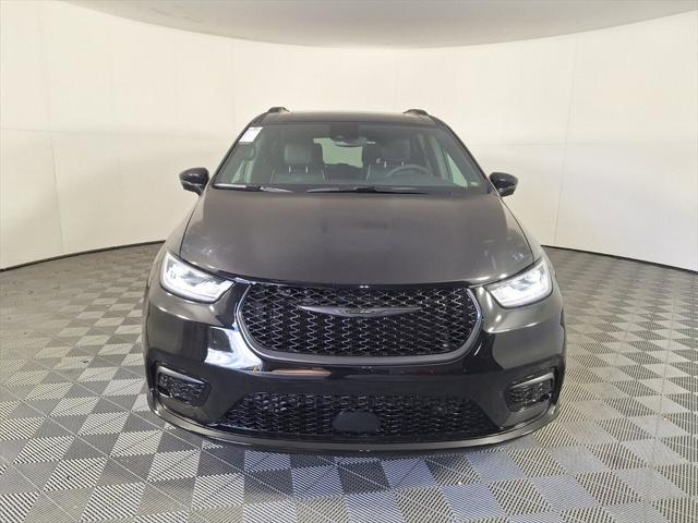 2025 Chrysler Pacifica Hybrid PACIFICA PLUG-IN HYBRID S APPEARANCE