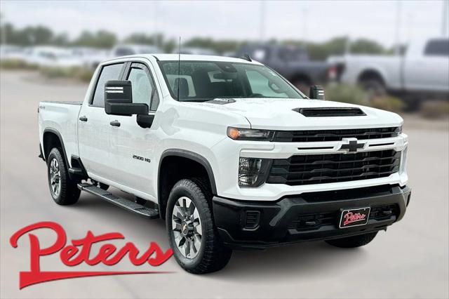 2024 Chevrolet Silverado 2500HD 4WD Crew Cab Standard Bed Custom