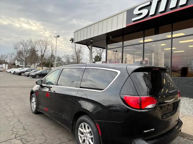 2017 Chrysler Pacifica Touring