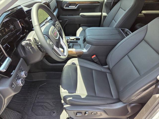 2025 GMC Sierra 1500 4WD Crew Cab Short Box Elevation with 3SB