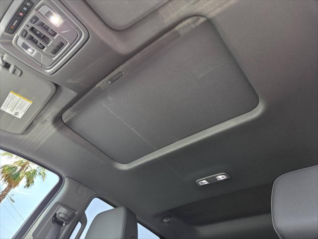 2025 GMC Sierra 1500 4WD Crew Cab Short Box Elevation with 3SB