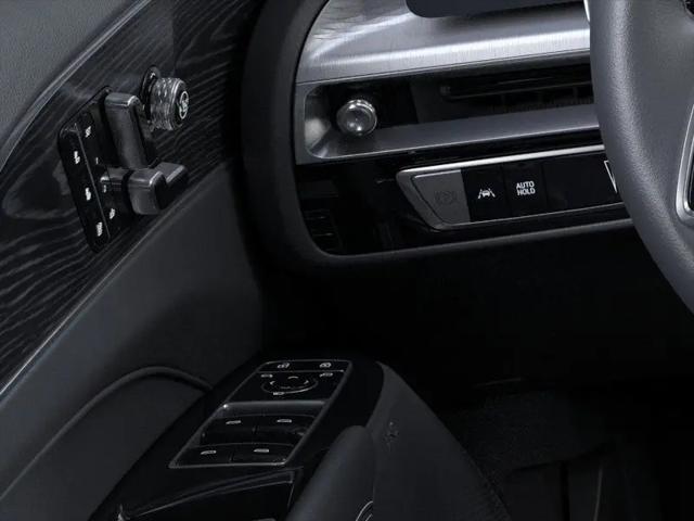 2025 Cadillac iQ Sport w/1SJ