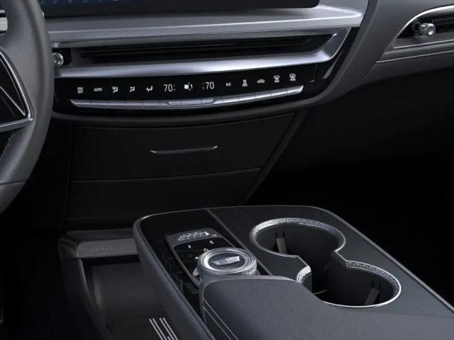 2025 Cadillac iQ Sport w/1SJ