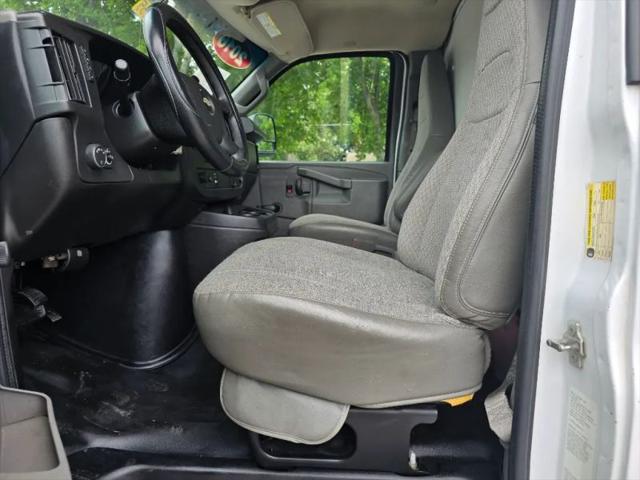 2016 Chevrolet Express Cutaway 3500