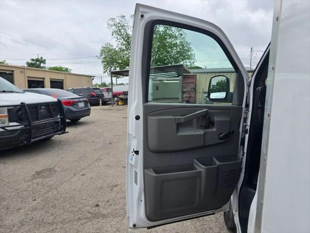 2016 Chevrolet Express Cutaway 3500