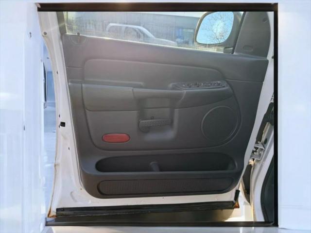 2005 Dodge Ram 1500 SLT/Laramie