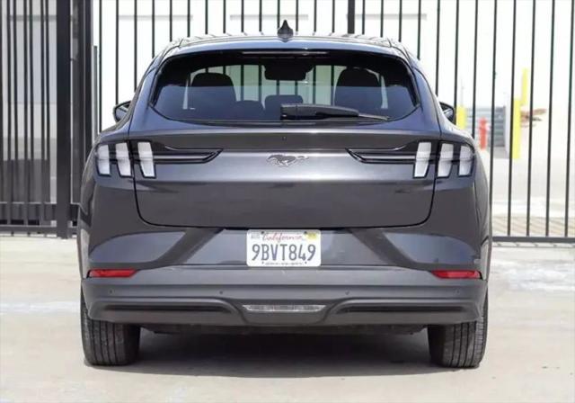 2022 Ford Mustang Mach-E Select