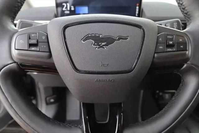 2022 Ford Mustang Mach-E Select