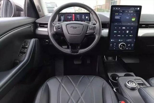 2022 Ford Mustang Mach-E Select