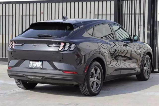 2022 Ford Mustang Mach-E Select