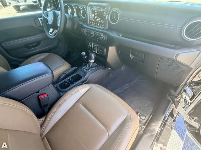 2023 Jeep Gladiator Overland