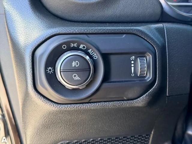 2023 Jeep Gladiator Overland