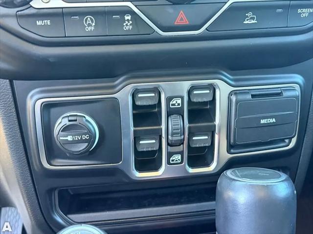 2023 Jeep Gladiator Overland