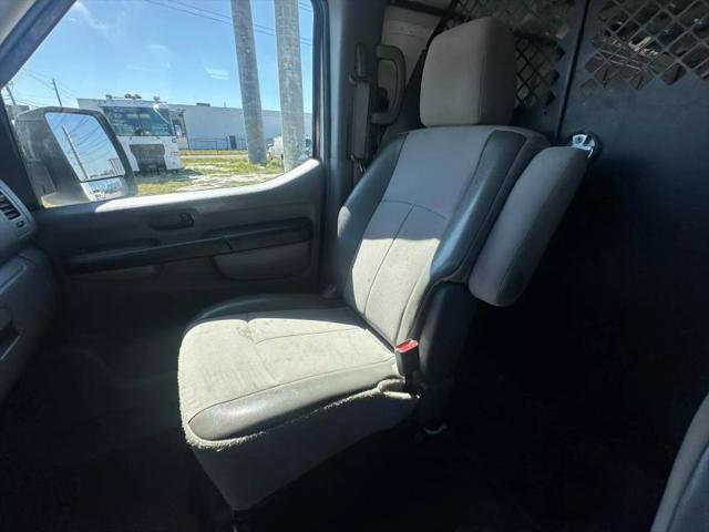2018 Nissan 2500 S V6