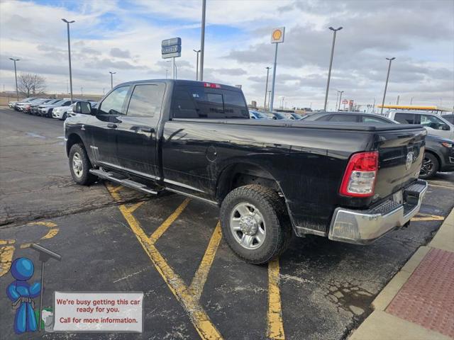 2022 RAM 3500 Tradesman Crew Cab 4x4 8 Box