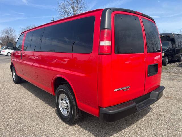 2016 Chevrolet Express LS
