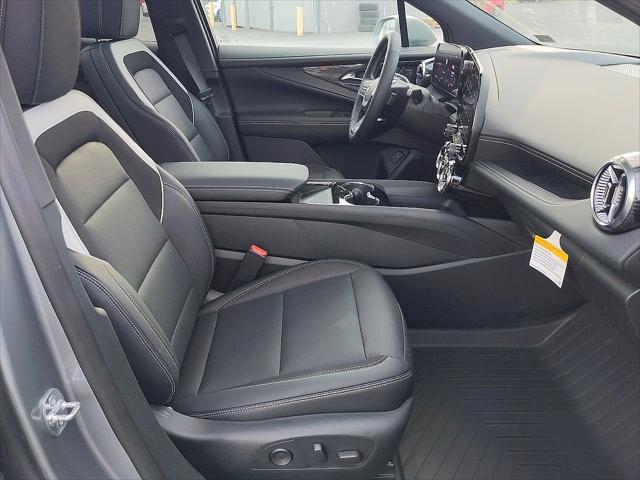 2025 Chevrolet V Blazer eAWD LT