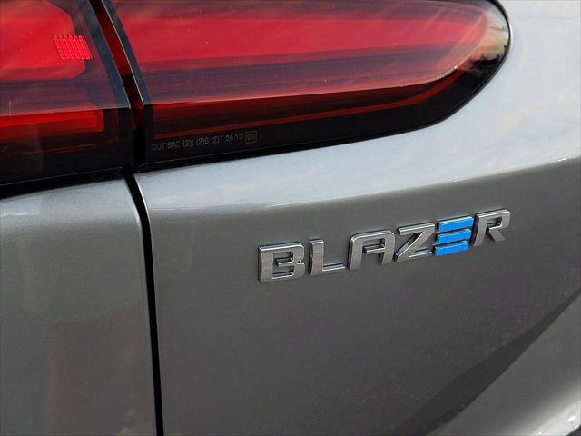 2025 Chevrolet V Blazer eAWD LT