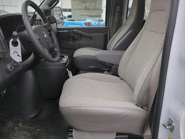2025 Chevrolet Express Cargo Van RWD 3500 Regular Wheelbase WT