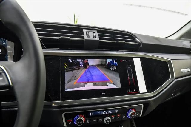 2025 Audi Q3 Premium 45 TFSI S line quattro Tiptronic
