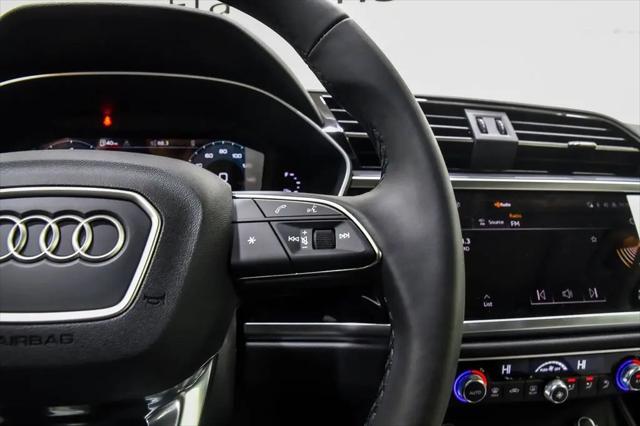 2025 Audi Q3 Premium 45 TFSI S line quattro Tiptronic