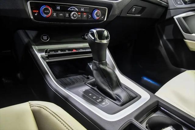 2025 Audi Q3 Premium 45 TFSI S line quattro Tiptronic