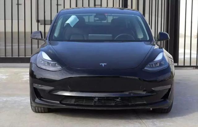 2022 Tesla Model 3 Rear-Wheel Drive
