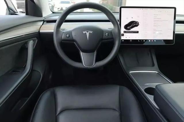 2022 Tesla Model 3 Rear-Wheel Drive