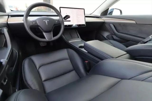 2022 Tesla Model 3 Rear-Wheel Drive