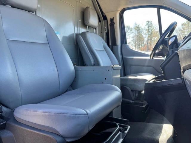 2017 Ford Transit w/Sliding Side Door w/RWB Van