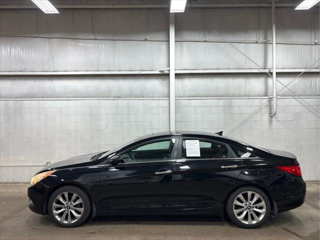 Used 2011 Hyundai Sonata For Sale in Wilmington, OH
