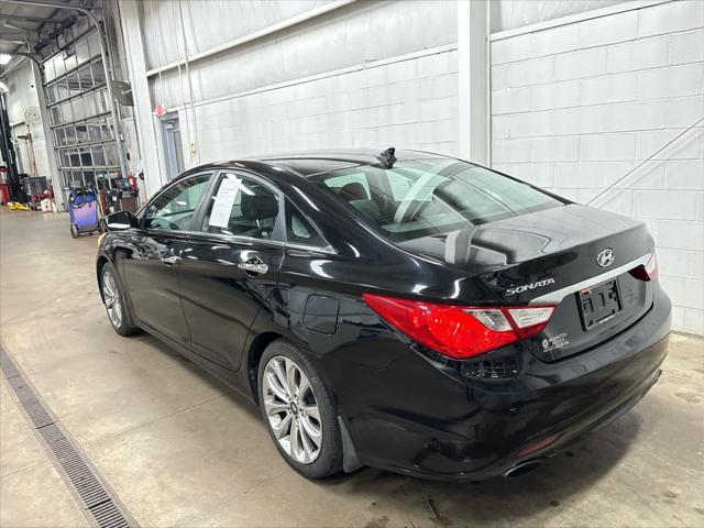 Used 2011 Hyundai Sonata For Sale in Wilmington, OH