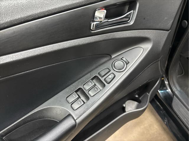 Used 2011 Hyundai Sonata For Sale in Wilmington, OH