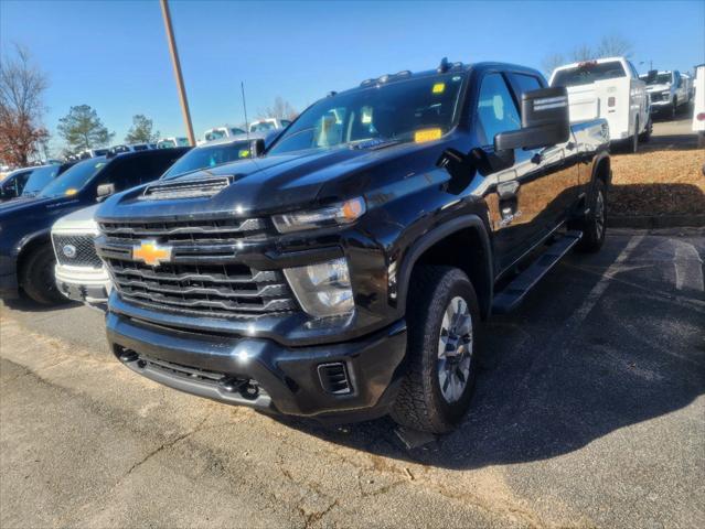 2024 Chevrolet Silverado 2500HD 4WD Crew Cab Standard Bed Custom