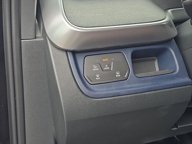 2025 Volkswagen ID. Buzz Pro S